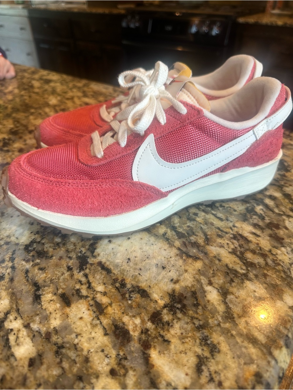 Nike Waffle Debut Vintage Women

Adobe Sail Coconut Milk Gum Med Brown (Coral)